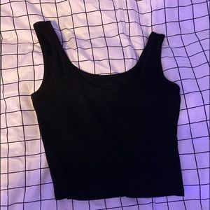 gray and black set tank tops